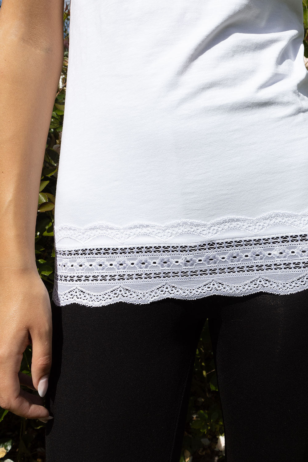 Cannes Cotton Lace Tank - No2moro