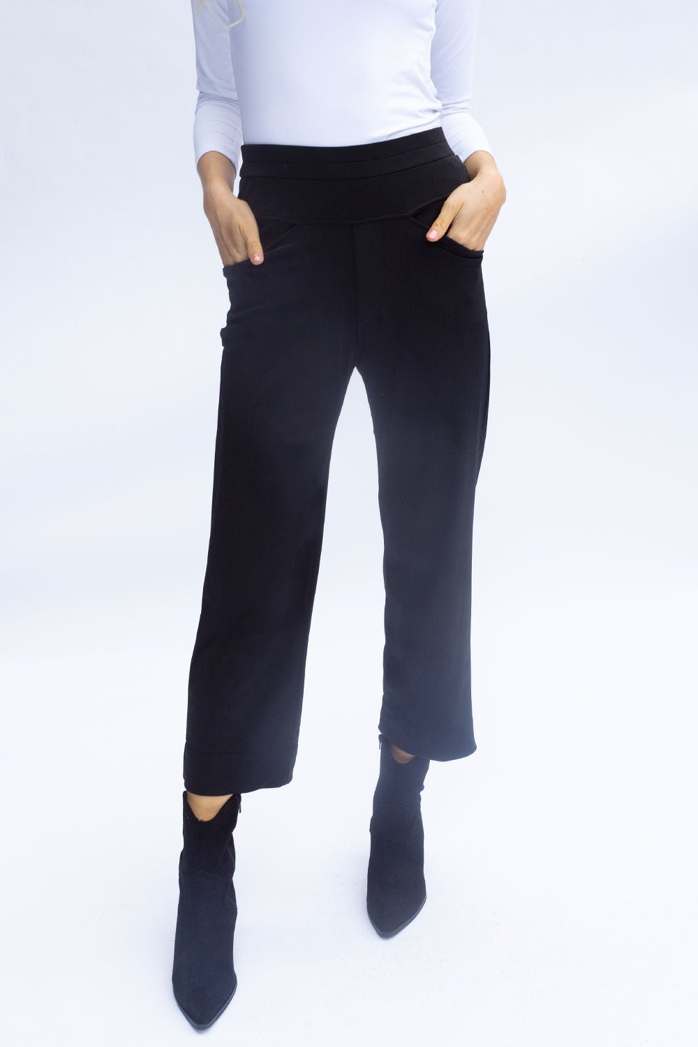 Gaia Travel Trouser – 28” Leg - No2moro