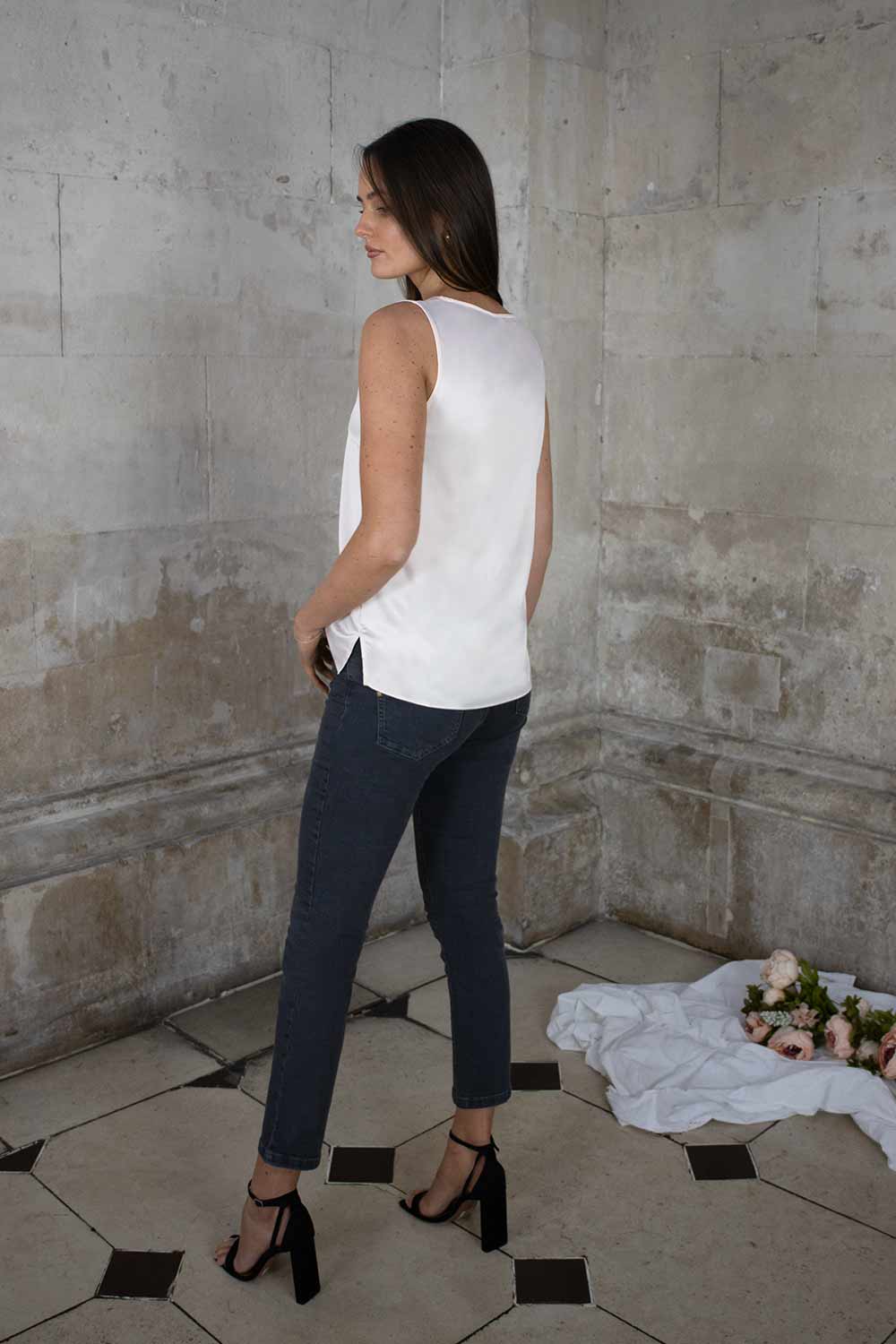 Kai V Neck Silk Look Camisole - No2moro