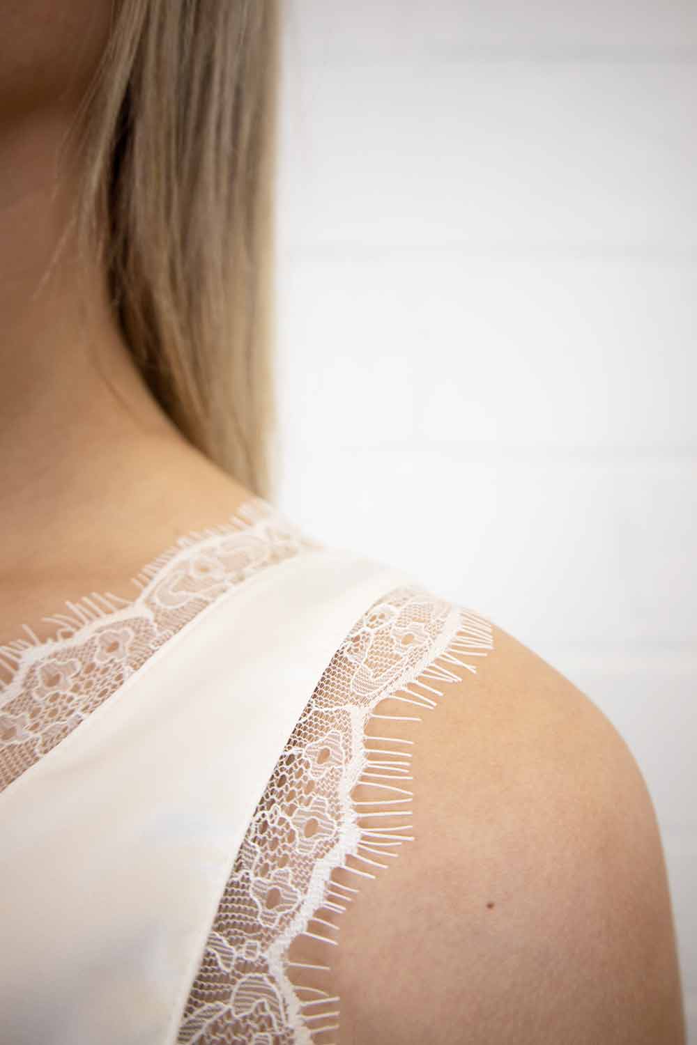 Liv Round Neck Silk Look Camisole - No2moro
