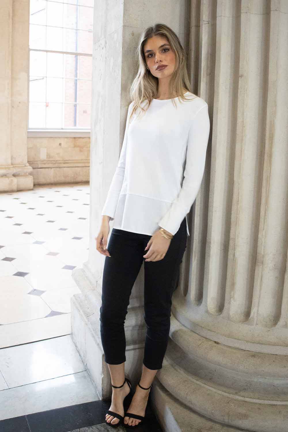Sara Collarless Layering Shirt - No2moro