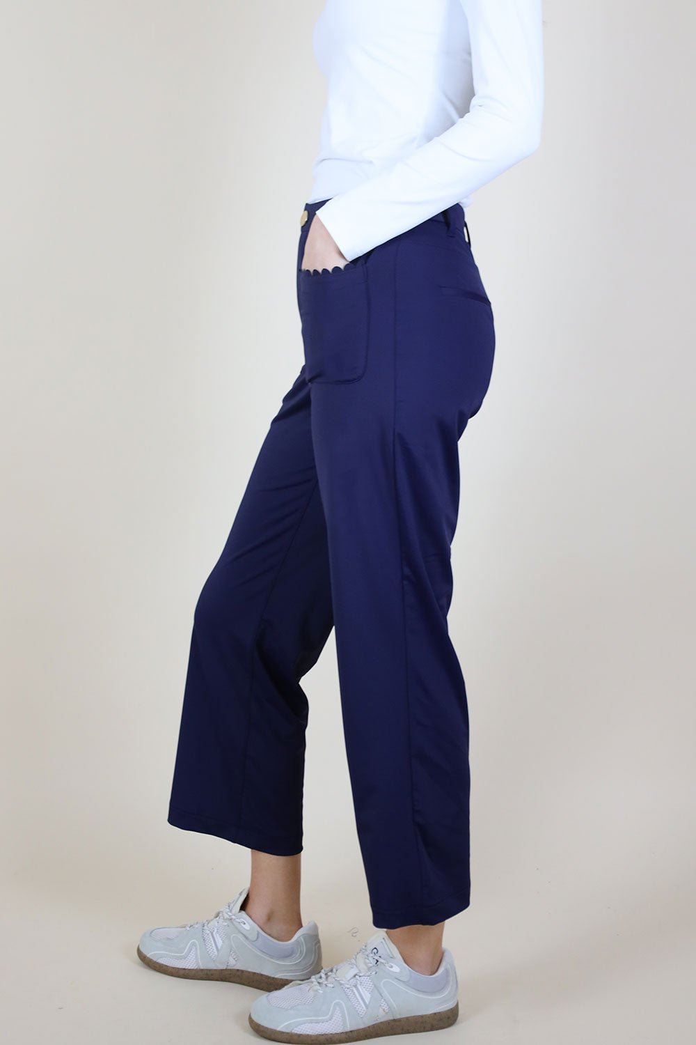 Bianca Straight Leg Scalloped Trouser – 26" Leg - No2moro