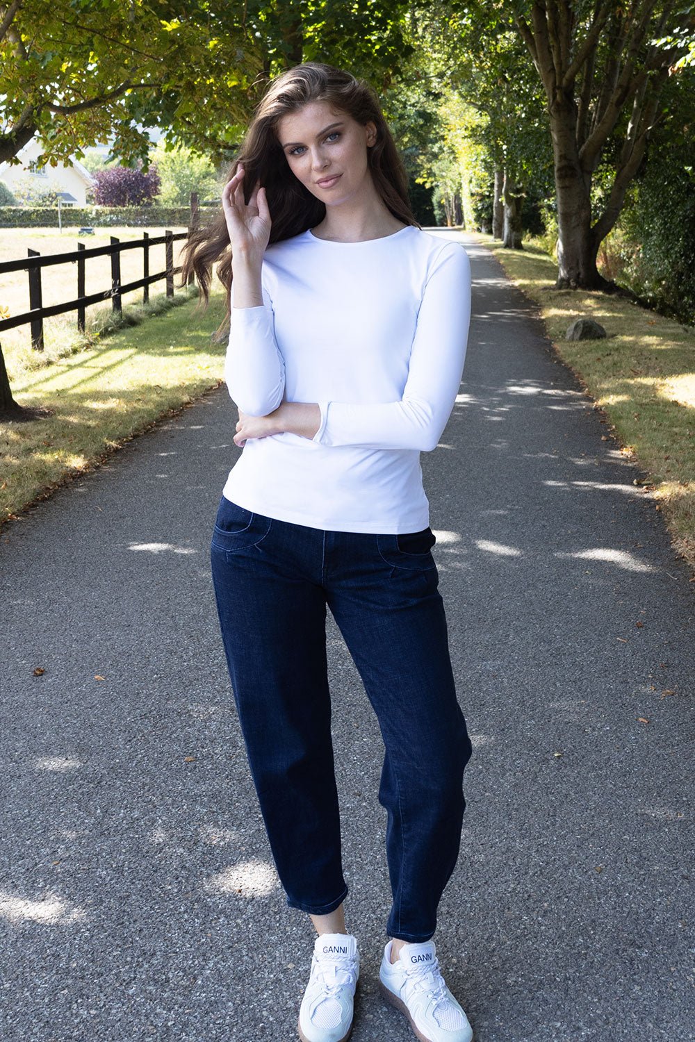 Rhea Barrel Leg Jean – 27” Leg - No2moro