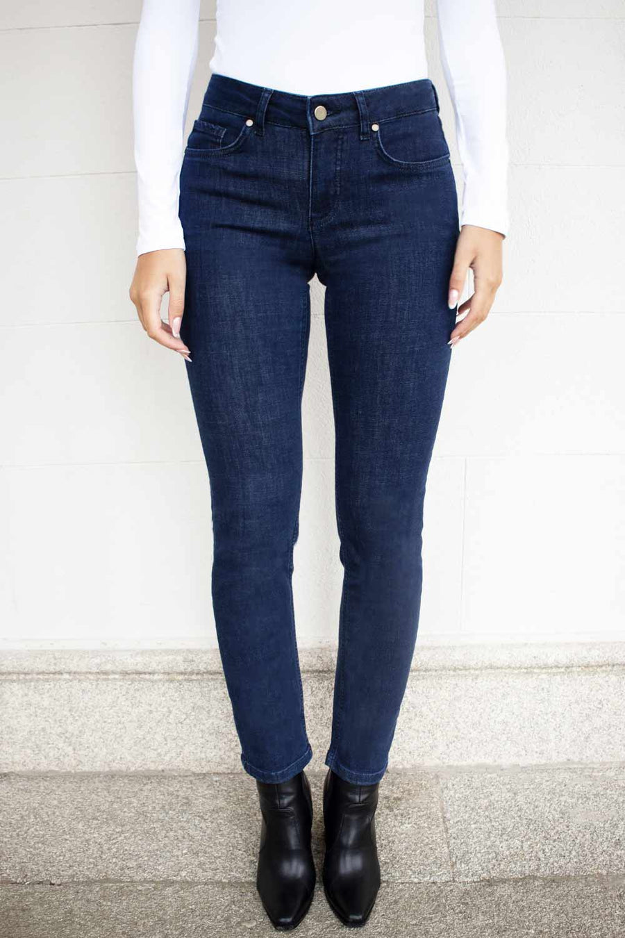 Sophie Jean - 30" Leg - No2moro